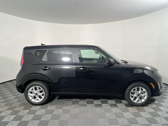 new 2025 Kia Soul car, priced at $22,960