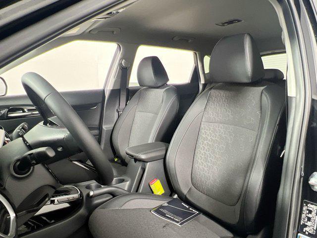 new 2025 Kia Seltos car, priced at $25,544