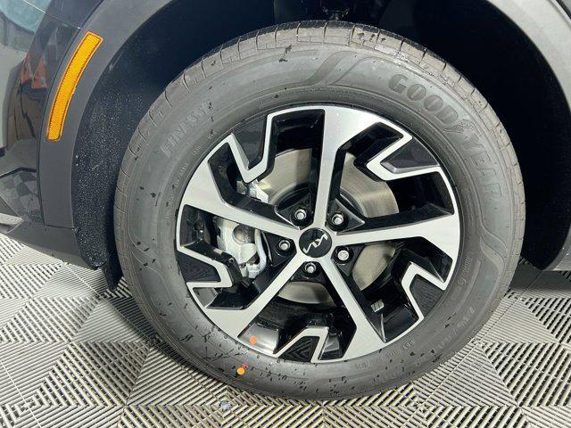 new 2025 Kia Sportage Hybrid car, priced at $35,720
