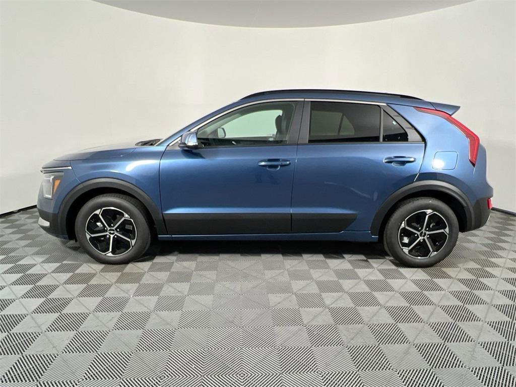 new 2025 Kia Niro car, priced at $26,925