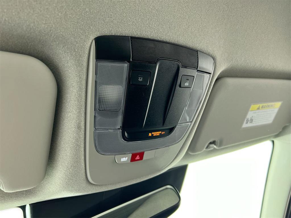new 2025 Kia Niro car, priced at $26,925