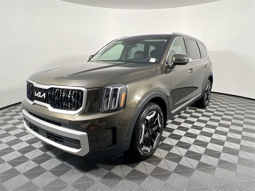 new 2025 Kia Telluride car, priced at $41,695