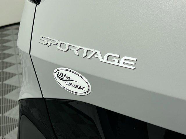 new 2025 Kia Sportage car, priced at $33,914