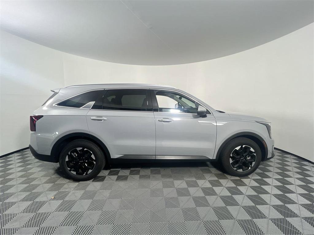 new 2026 Kia Sorento car, priced at $34,312