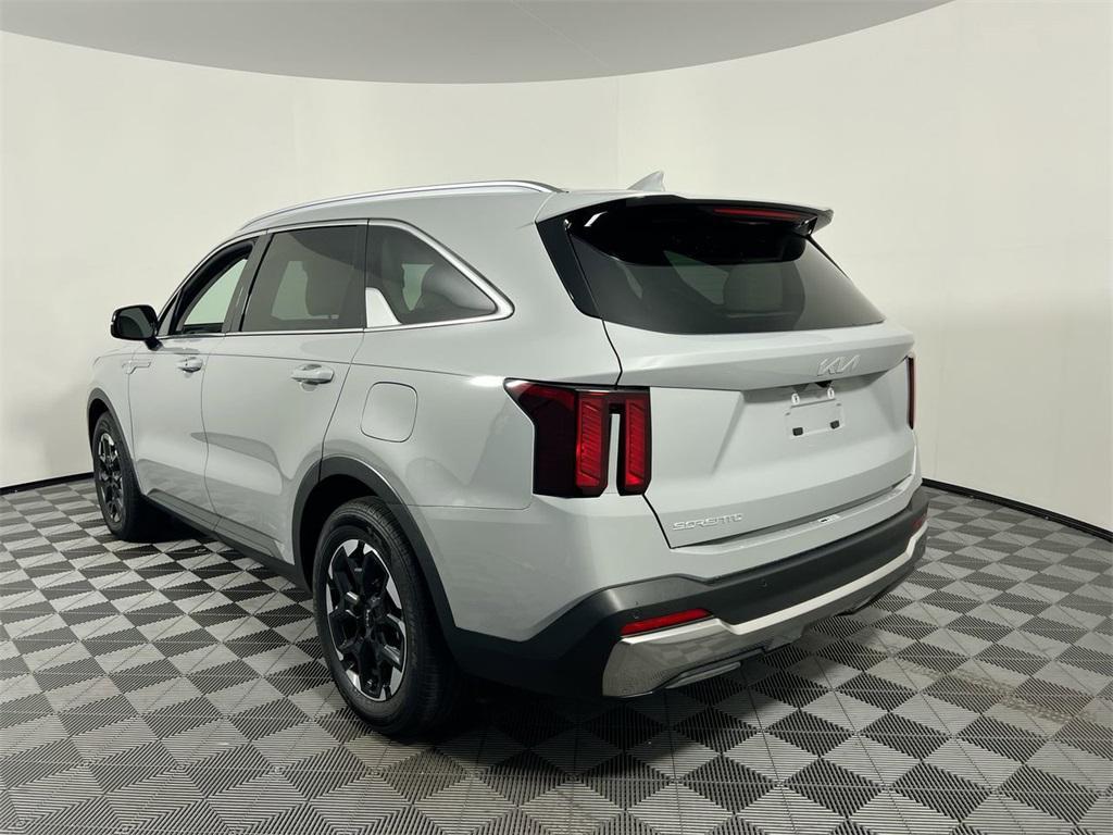 new 2026 Kia Sorento car, priced at $34,312