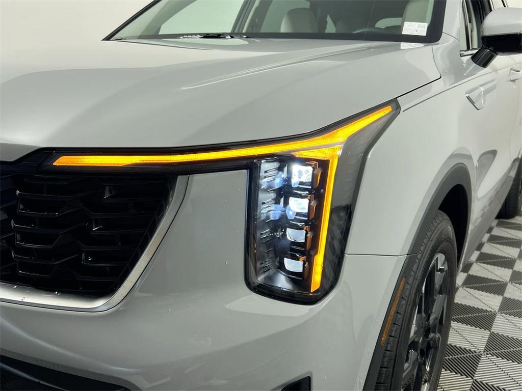 new 2026 Kia Sorento car, priced at $34,312