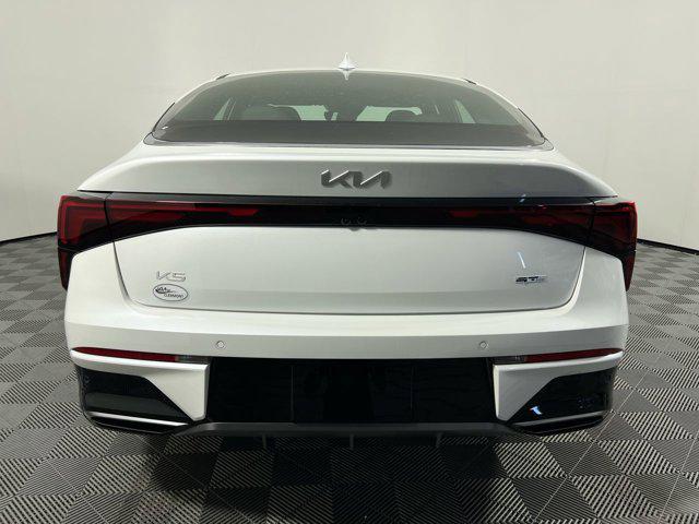 new 2025 Kia K5 car, priced at $30,100