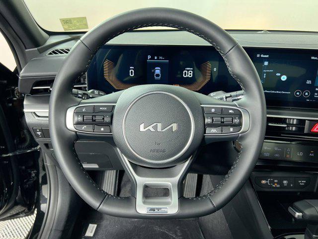new 2025 Kia K5 car, priced at $25,737