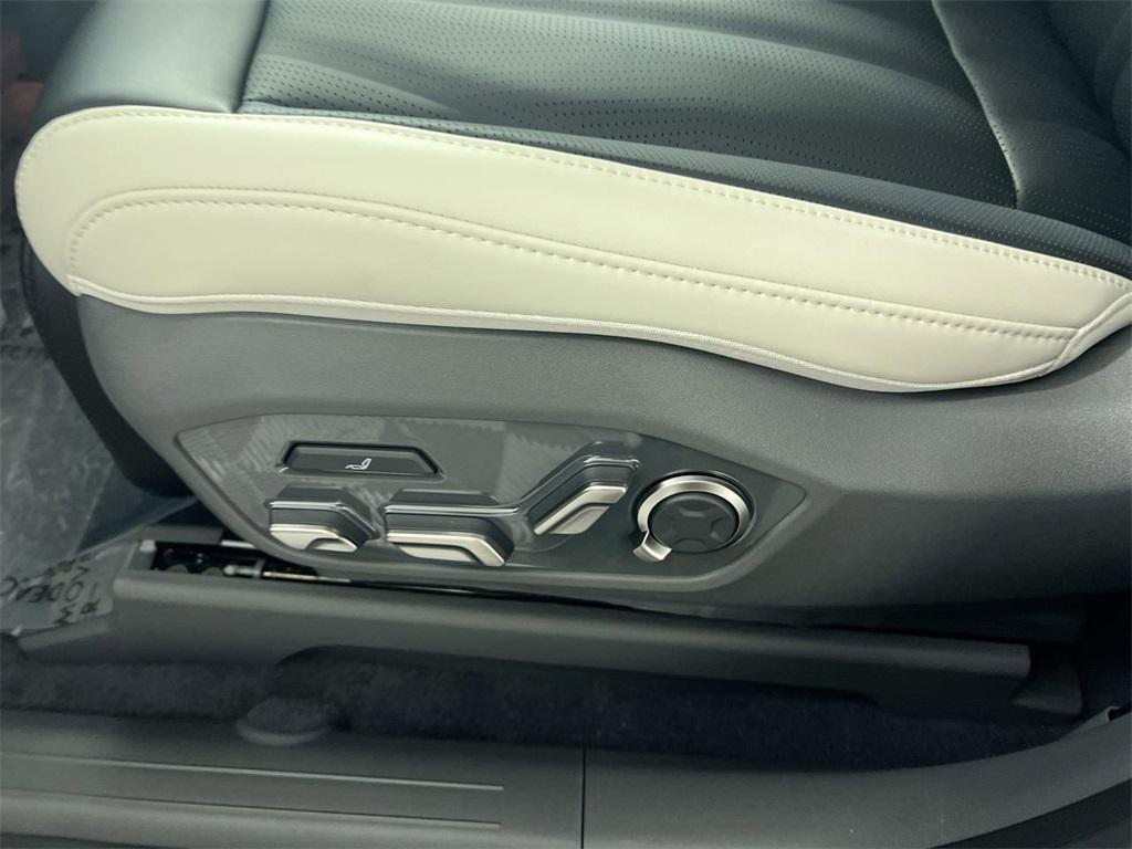 new 2026 Kia EV9 car, priced at $77,285