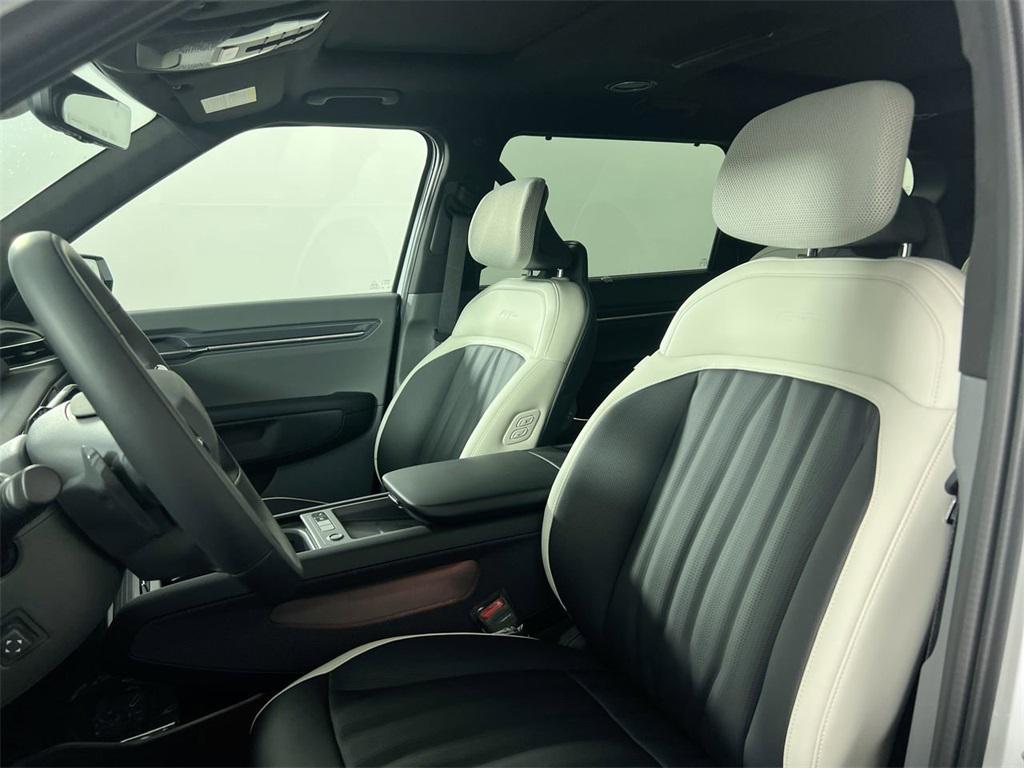 new 2026 Kia EV9 car, priced at $77,285