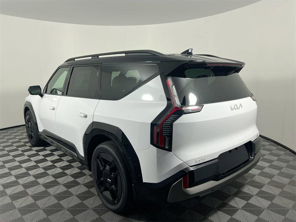 new 2026 Kia EV9 car, priced at $77,285