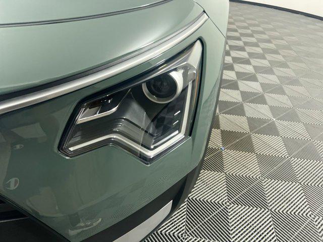 new 2025 Kia Niro car, priced at $29,743