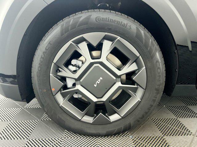 new 2026 Kia Carnival Hybrid car, priced at $43,587