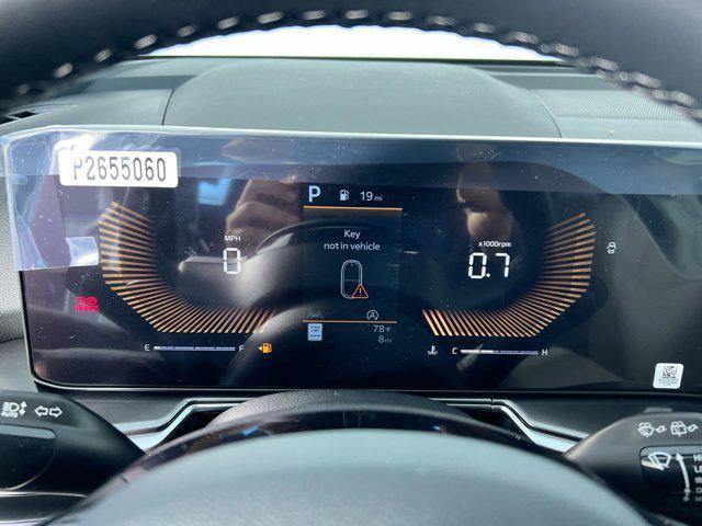 new 2025 Kia Sorento car, priced at $33,810