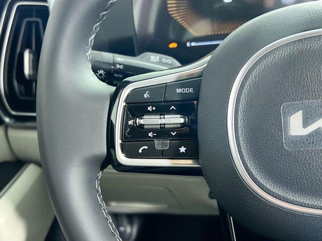 new 2025 Kia Sorento car, priced at $33,810
