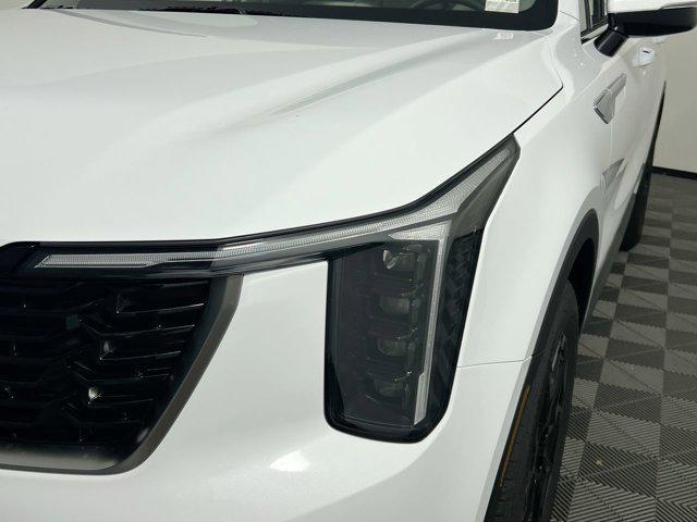new 2025 Kia Sorento car, priced at $33,810