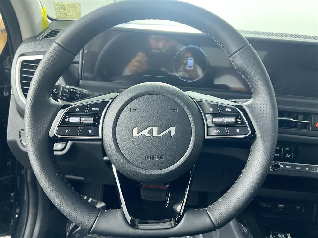new 2025 Kia Seltos car, priced at $27,664