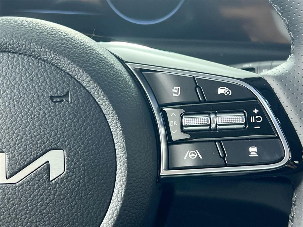 new 2025 Kia Seltos car, priced at $27,664