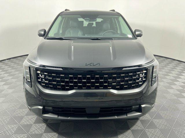 new 2025 Kia Carnival Hybrid car, priced at $49,956