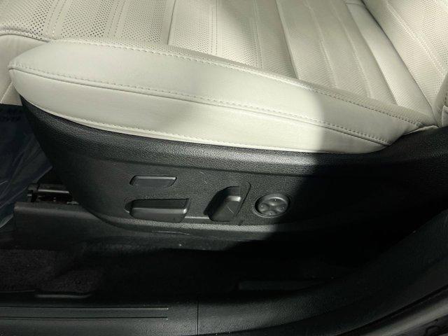 used 2023 Kia Telluride car, priced at $37,000