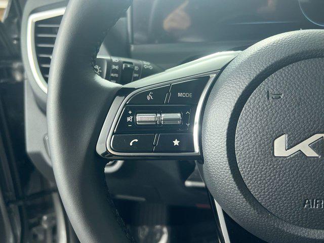 new 2025 Kia Seltos car, priced at $28,635