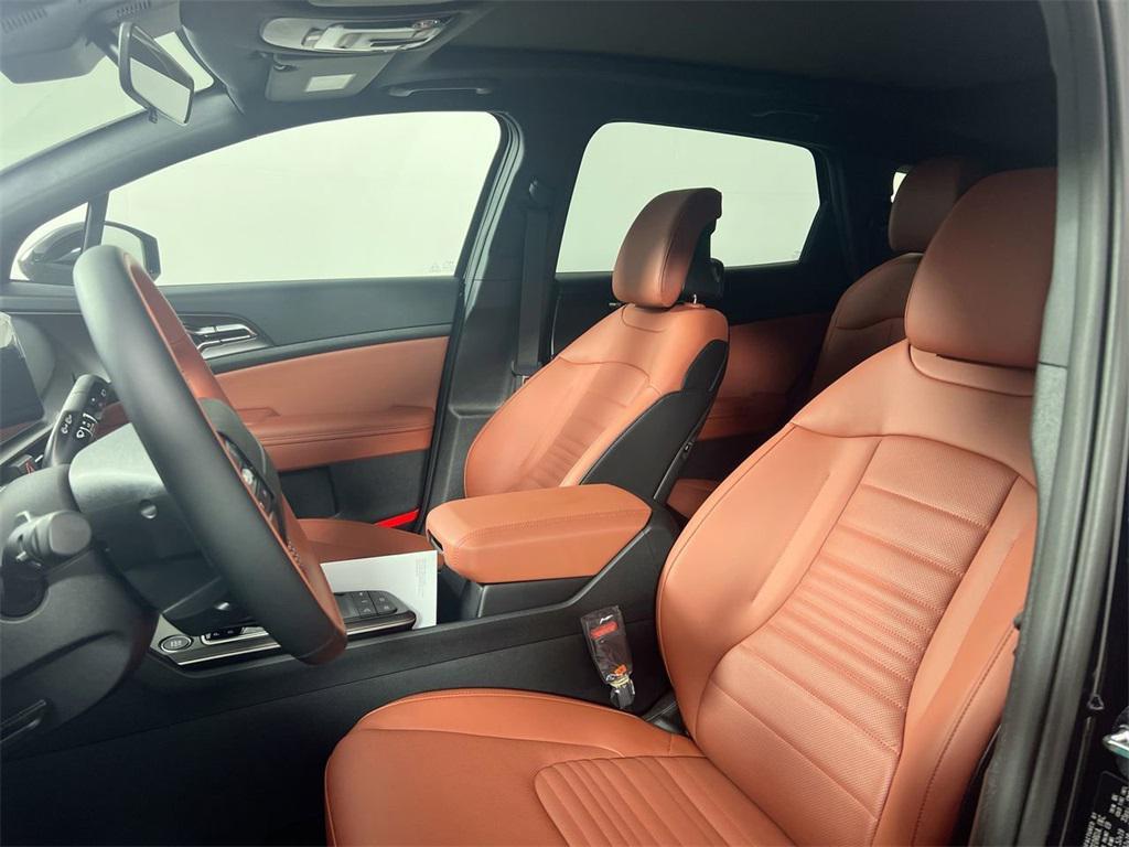new 2026 Kia Sportage car, priced at $38,000
