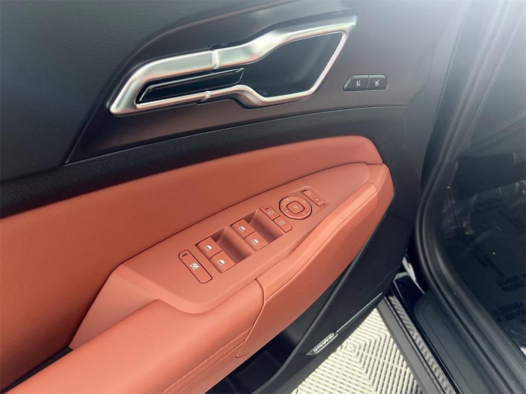 new 2026 Kia Sportage car, priced at $38,000