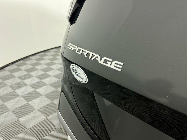 new 2025 Kia Sportage Hybrid car, priced at $35,016