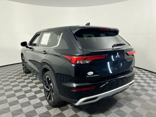 used 2022 Mitsubishi Outlander car, priced at $20,500