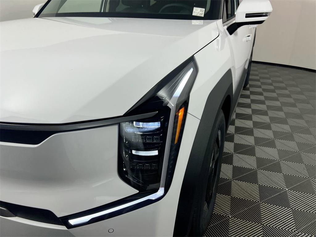 new 2026 Kia EV9 car, priced at $66,930
