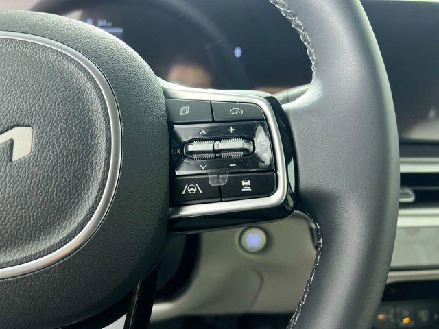 new 2025 Kia Sorento car, priced at $35,214