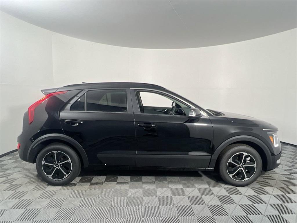 new 2025 Kia Niro car, priced at $26,111