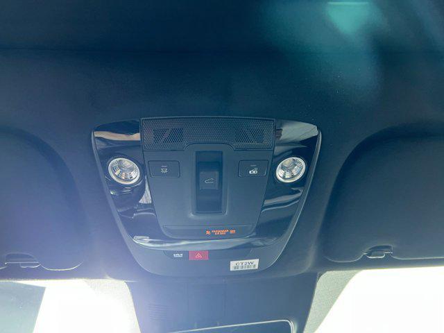 new 2025 Kia Sorento Hybrid car, priced at $41,198