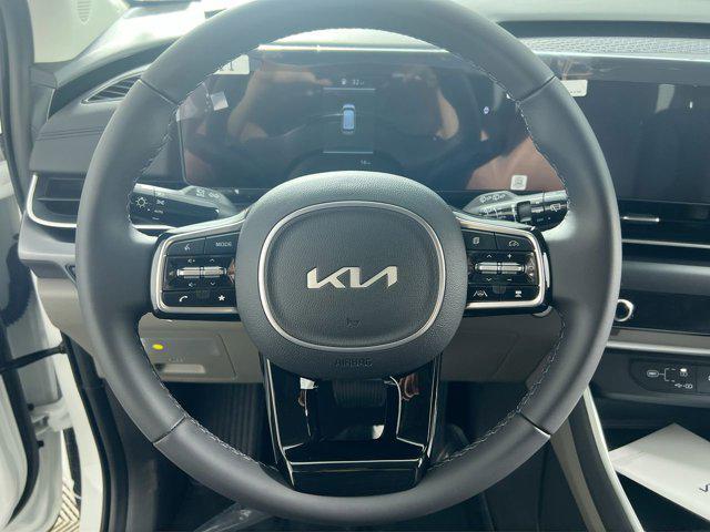 new 2025 Kia Carnival car, priced at $38,418