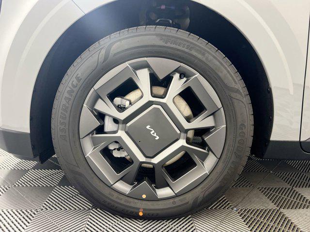 new 2025 Kia Carnival Hybrid car, priced at $41,950