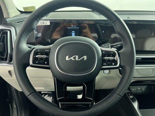 new 2025 Kia Sorento Hybrid car, priced at $40,385