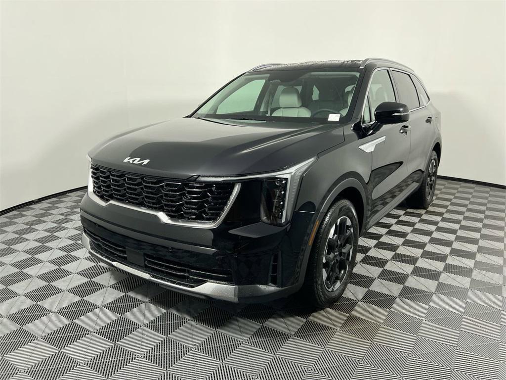 new 2025 Kia Sorento car, priced at $30,663