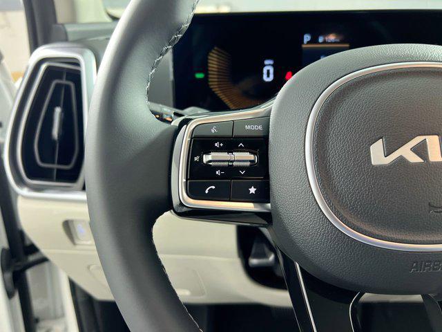 new 2025 Kia Sorento Hybrid car, priced at $42,180