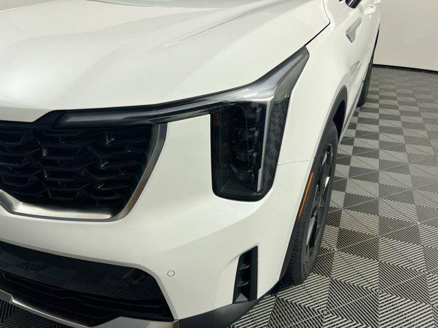new 2025 Kia Sorento Hybrid car, priced at $42,180