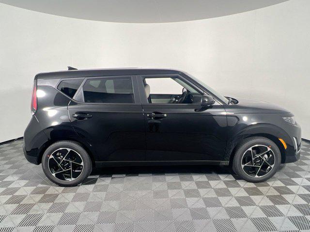 new 2025 Kia Soul car, priced at $25,485