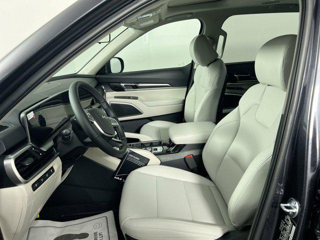 new 2025 Kia Telluride car, priced at $41,090