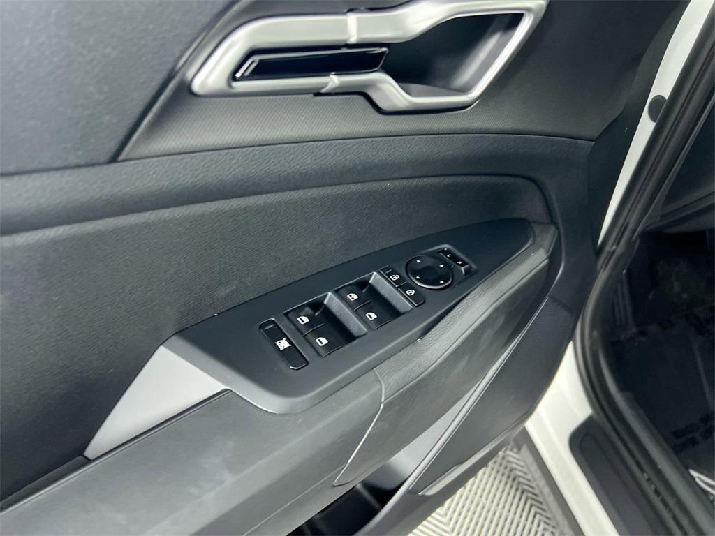 new 2026 Kia Sportage car, priced at $31,774