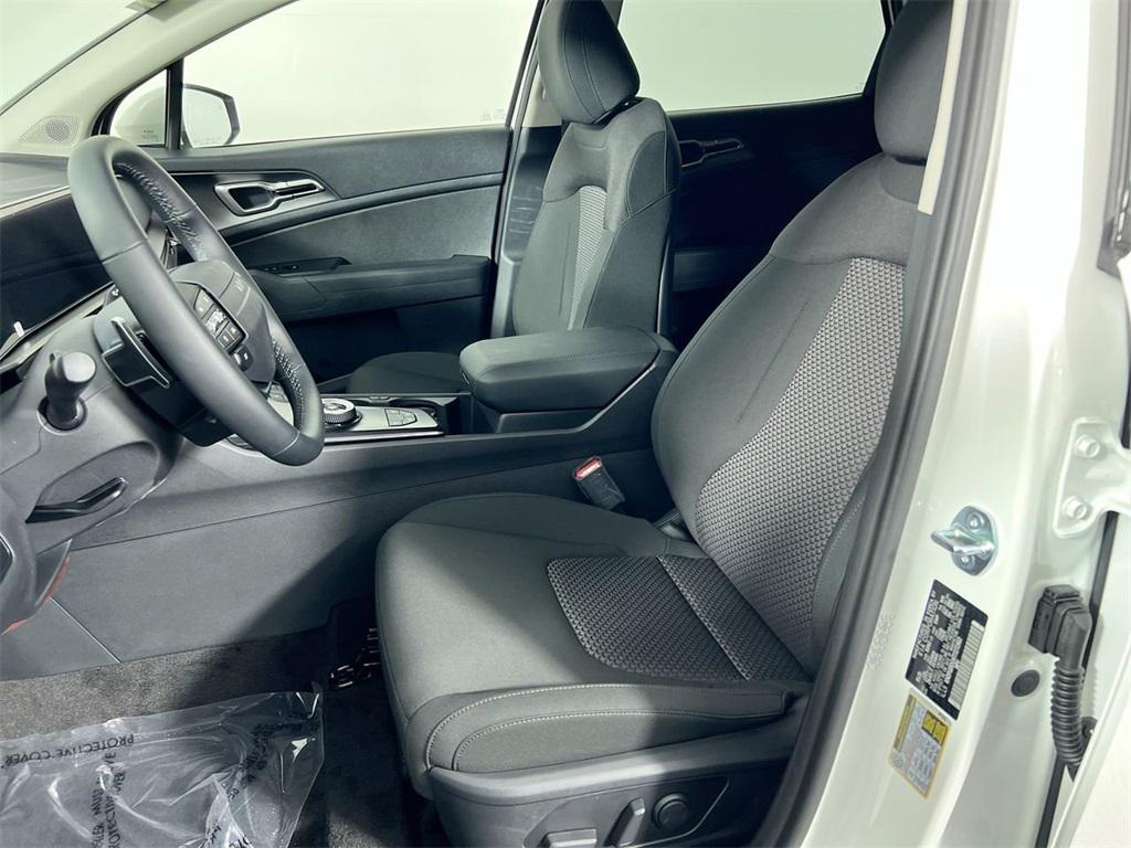 new 2026 Kia Sportage car, priced at $31,774