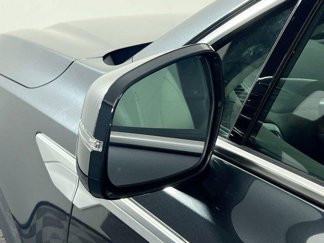 new 2025 Kia Sorento car, priced at $35,214