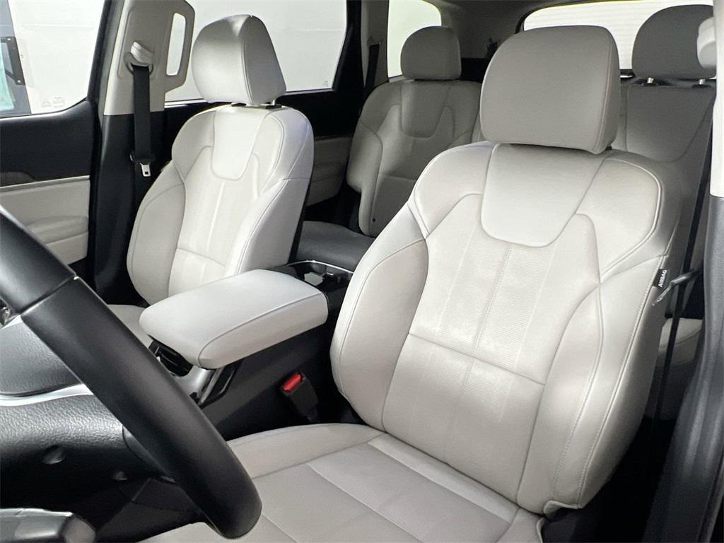 new 2025 Kia Telluride car, priced at $45,180