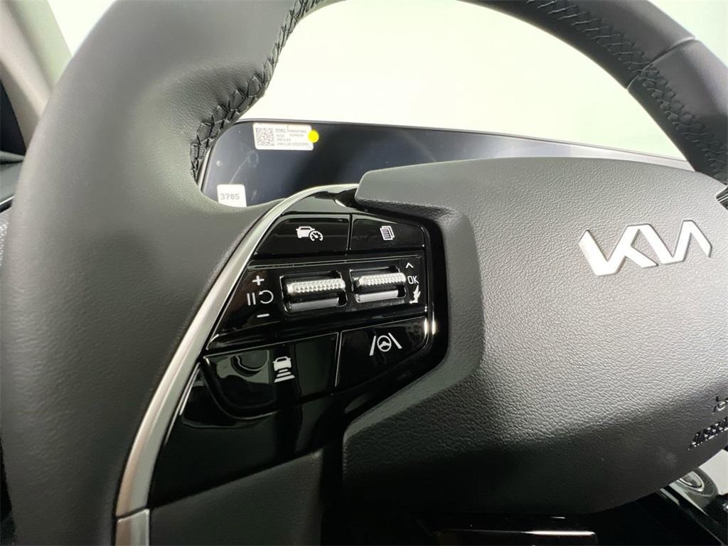 new 2025 Kia Niro car, priced at $26,111