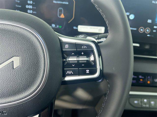 new 2025 Kia Carnival Hybrid car, priced at $50,160