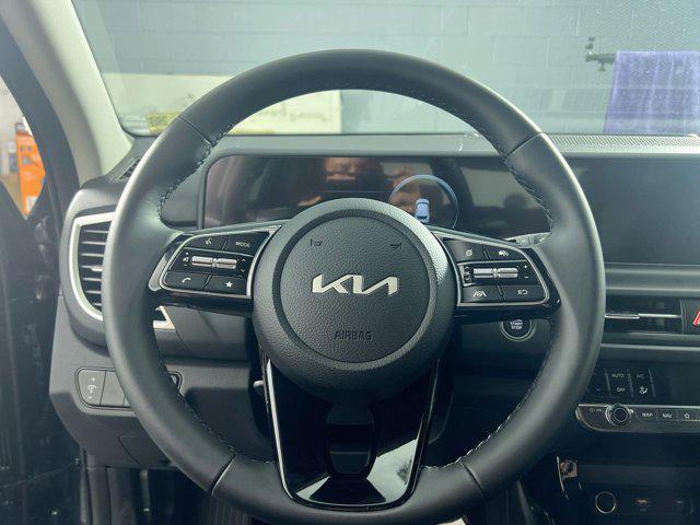 new 2025 Kia Seltos car, priced at $25,167