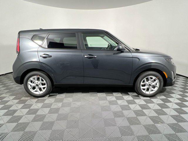 new 2025 Kia Soul car, priced at $20,886