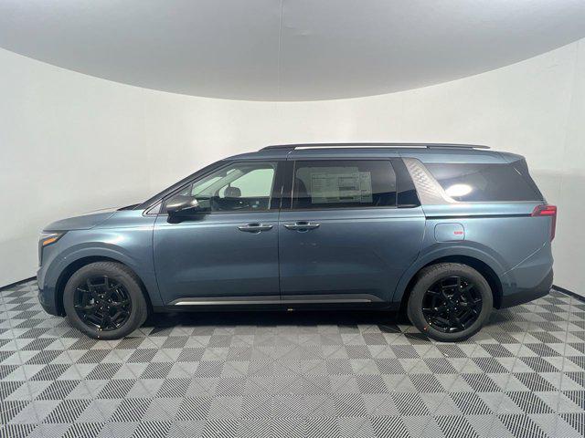 new 2025 Kia Carnival Hybrid car, priced at $51,915